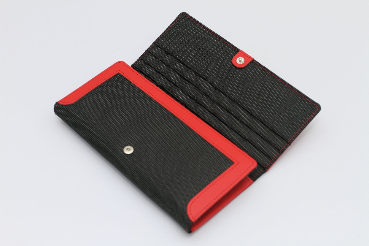 M. WALLET