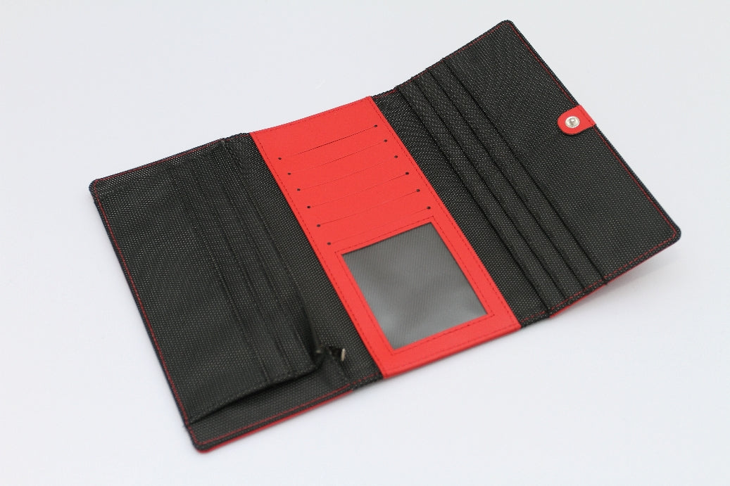 M. WALLET
